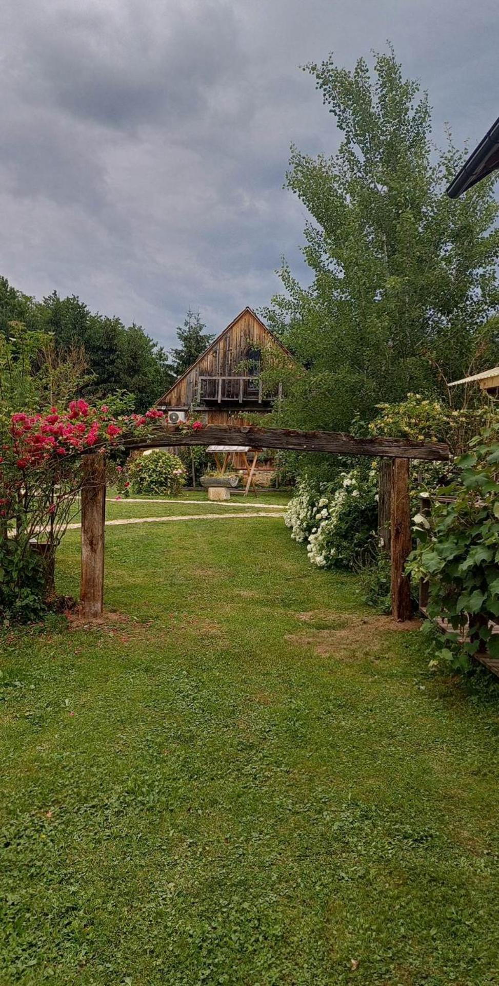 Сasa de vacaciones Edenski Vrt Ivancna Gorica